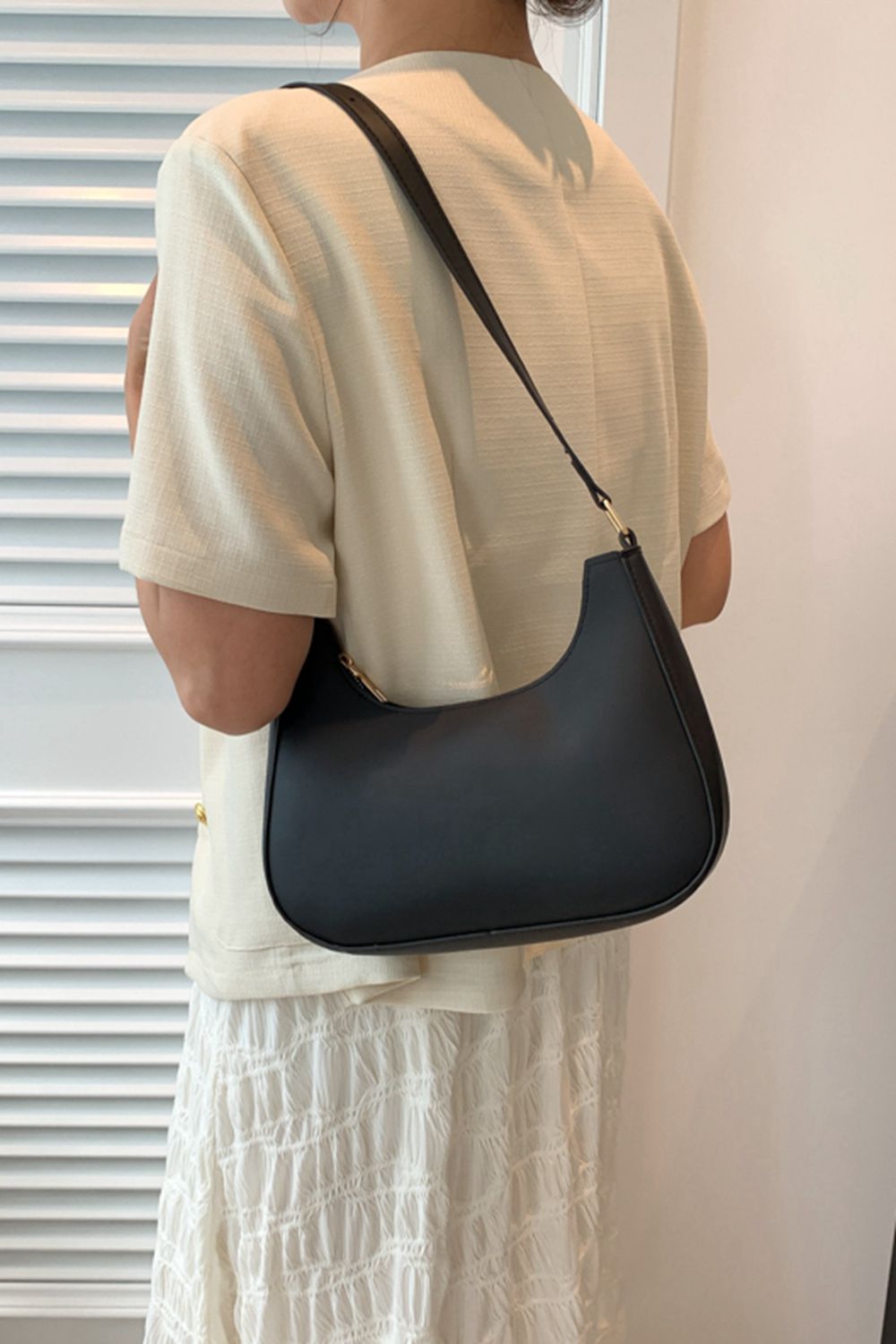 Classic Shoulder Bag