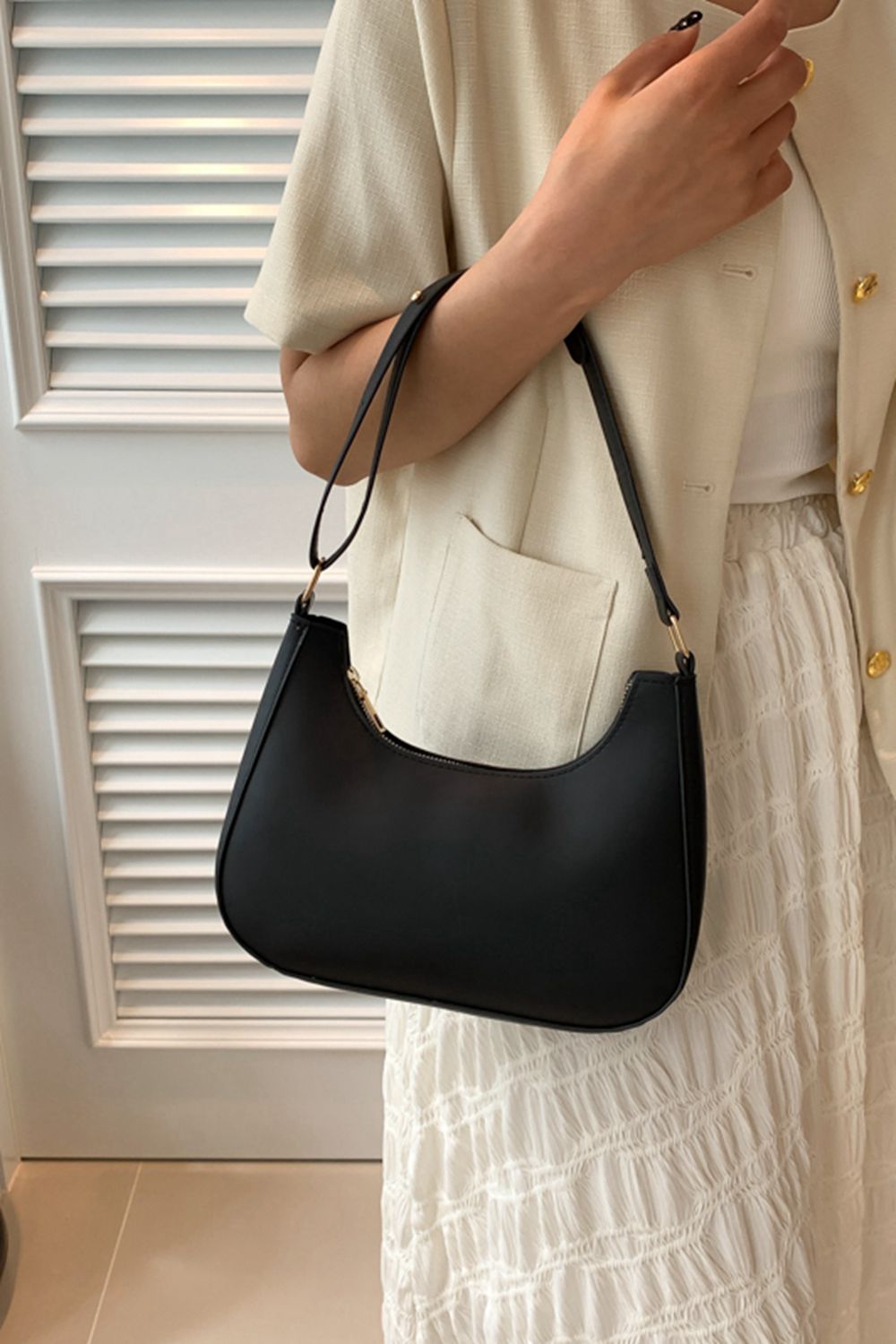 Classic Shoulder Bag