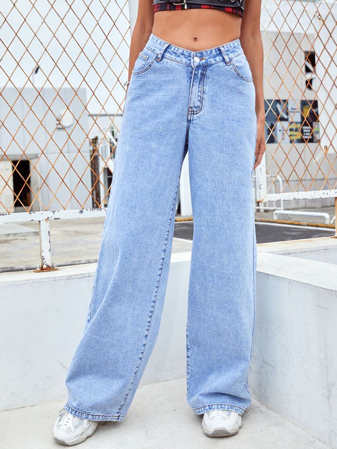 Classic Wide Leg Jeans