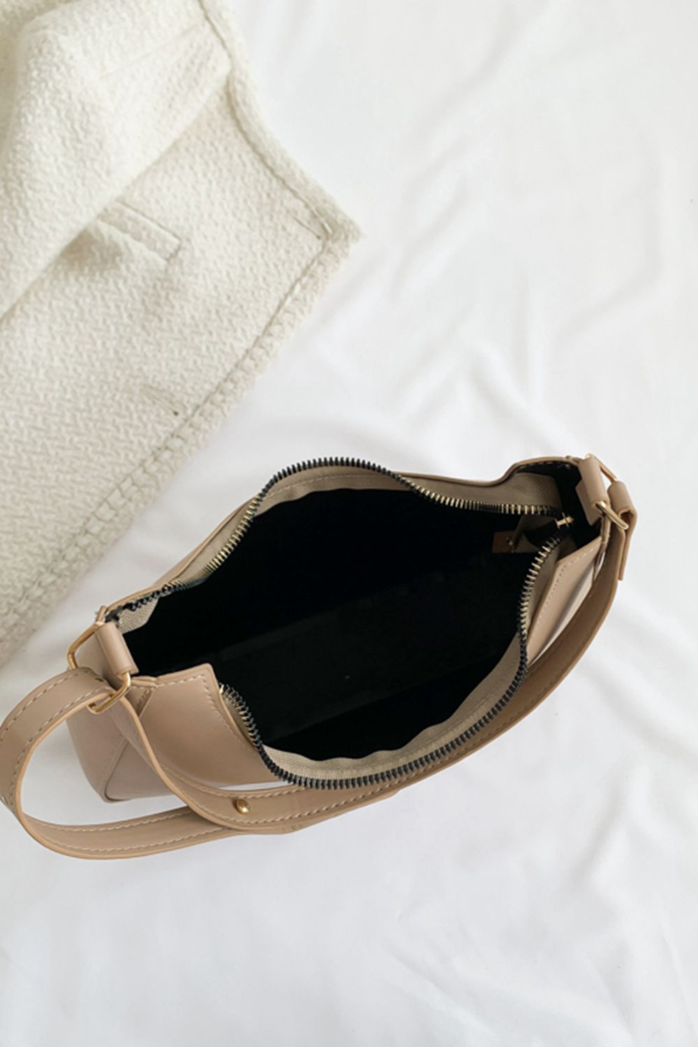 Classic Shoulder Bag